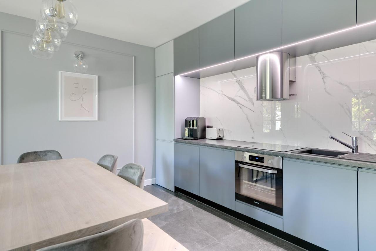 3 - Syma Apartment